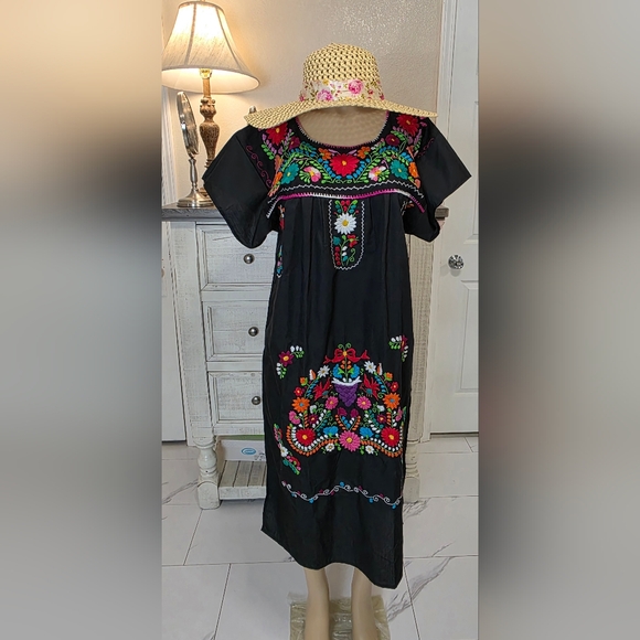 Boho Artisanal Mexican Dress - Picture 8 of 8